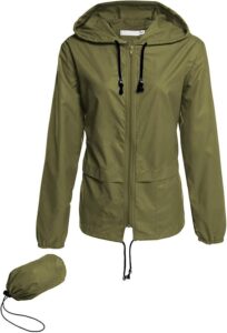avoogue-packable-raincoat